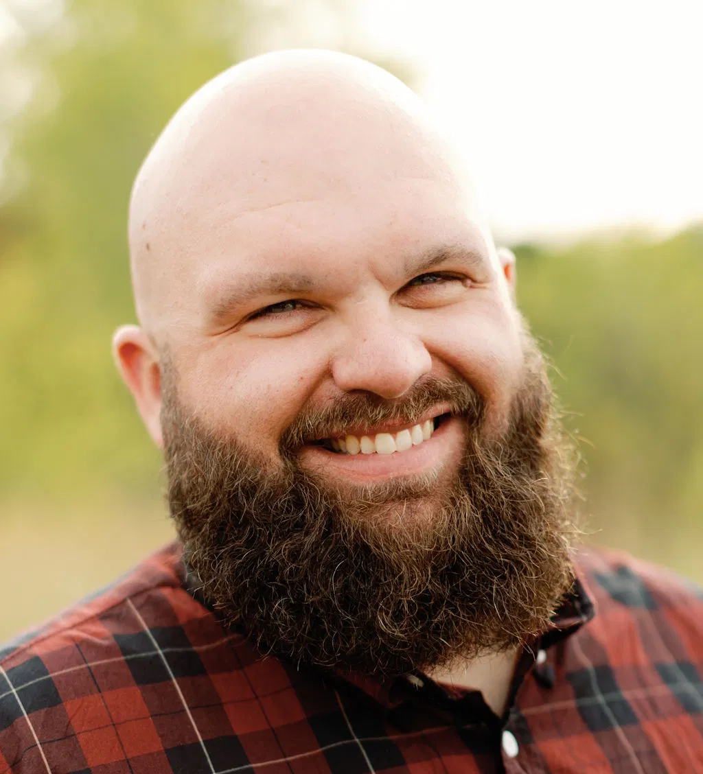 Headshot photo of Grady Howell